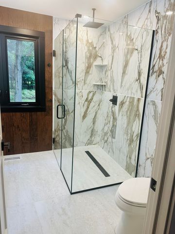 1505 N Green Creek Road, Laketon Twp, MI 49445