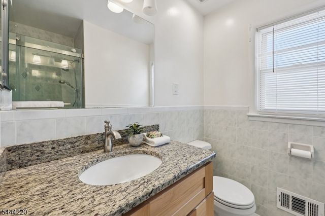 54 Mountainview Dr, Cedar Grove Twp., NJ 07009