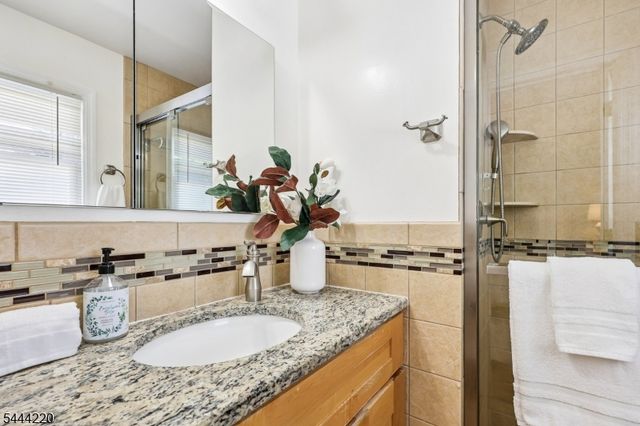 54 Mountainview Dr, Cedar Grove Twp., NJ 07009