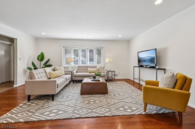 54 Mountainview Dr, Cedar Grove Twp., NJ 07009
