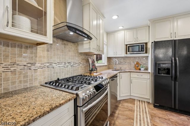 54 Mountainview Dr, Cedar Grove Twp., NJ 07009