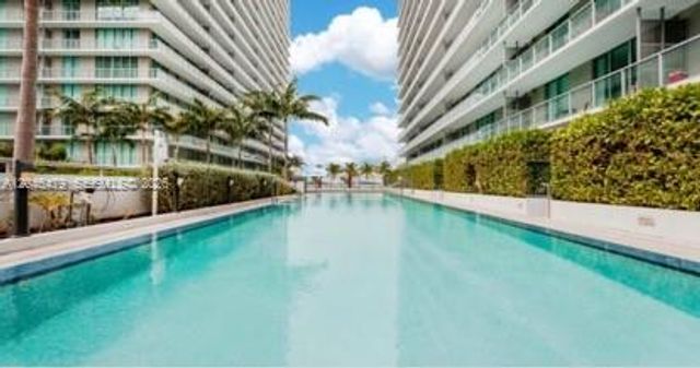 79 SW 12th Street 1811S, Miami, FL 33130