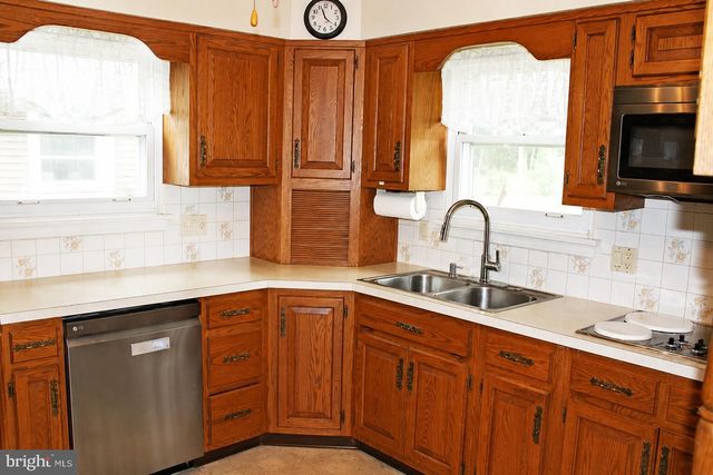 625 HAMPDEN RD, Elizabethtown, PA 17022