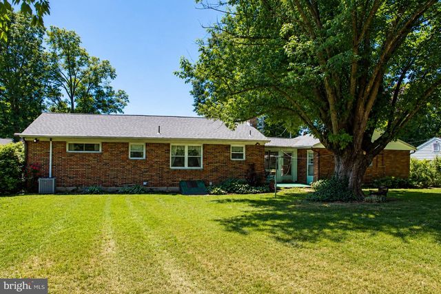 625 HAMPDEN RD, Elizabethtown, PA 17022