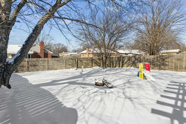 9114 E Bedell St, Wichita, KS 67207