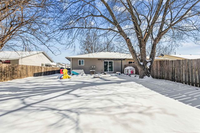 9114 E Bedell St, Wichita, KS 67207