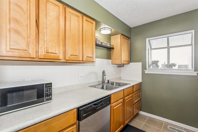 9114 E Bedell St, Wichita, KS 67207