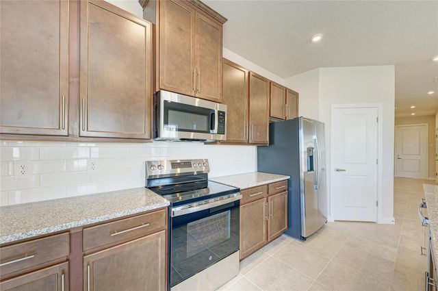 12435 AMBER CREEK CIRCLE, Bradenton, FL 34211