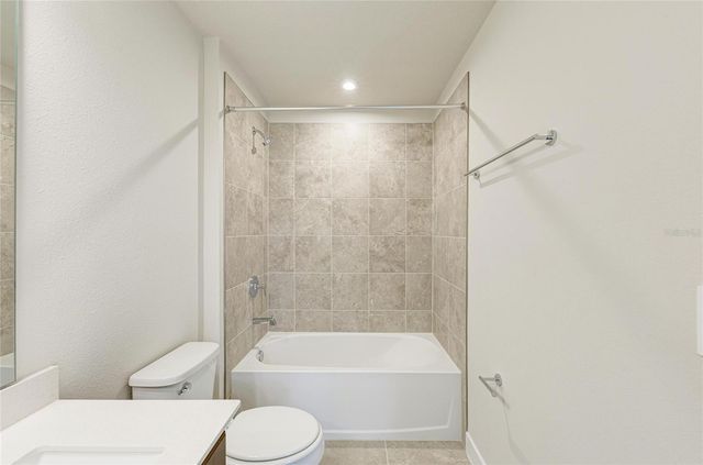 12435 AMBER CREEK CIRCLE, Bradenton, FL 34211