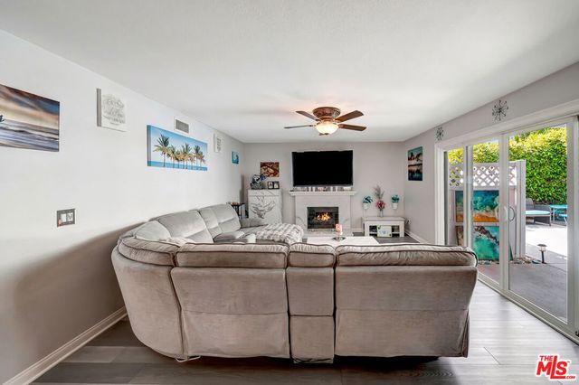 26817 Cuatro Milpas Street, Valencia, CA 91354