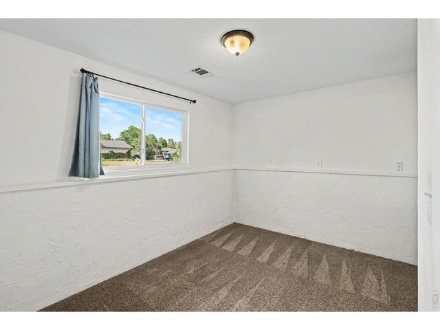2421 W Plum St, Fort Collins, CO 80521