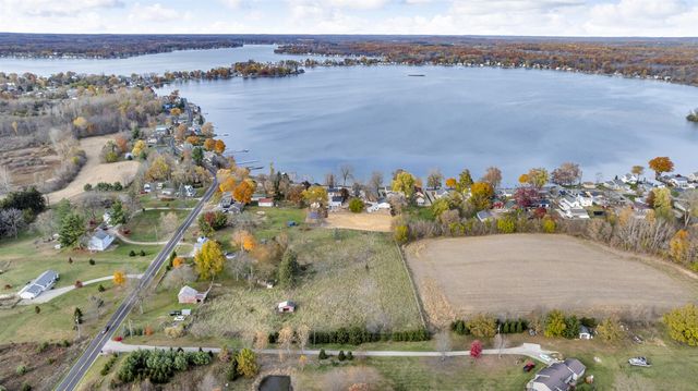 3953 Woerner Road, Manitou Beach, MI 49253