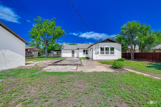 2425 Chestnut Street, San Angelo, TX 76901
