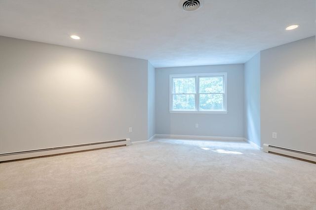 180 Pike Ave, Attleboro, MA 02703