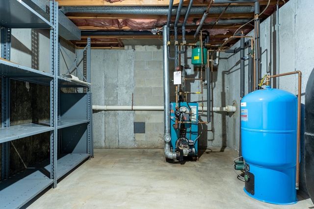 180 Pike Ave, Attleboro, MA 02703