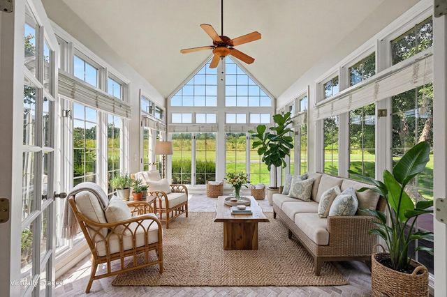 59807 Glacier Ridge N, Washington Twp, MI 48094