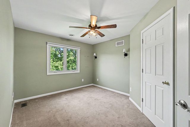 59807 Glacier Ridge N, Washington Twp, MI 48094
