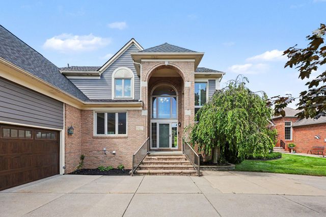 59807 Glacier Ridge N, Washington Twp, MI 48094
