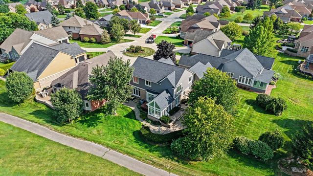 59807 Glacier Ridge N, Washington Twp, MI 48094