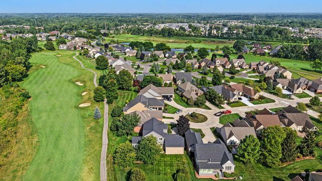 59807 Glacier Ridge N, Washington Twp, MI 48094