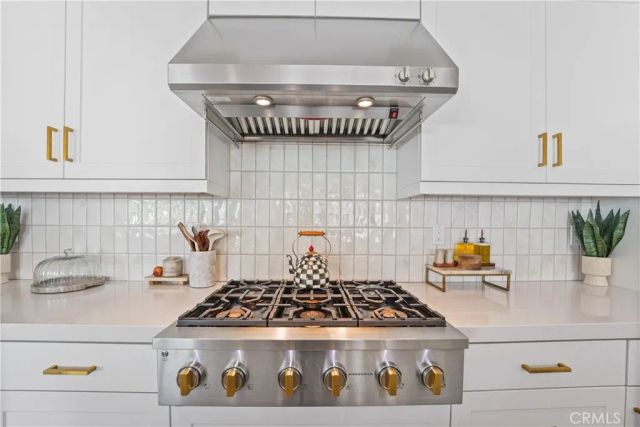 9611 Gisler Drive, Huntington Beach, CA 92646