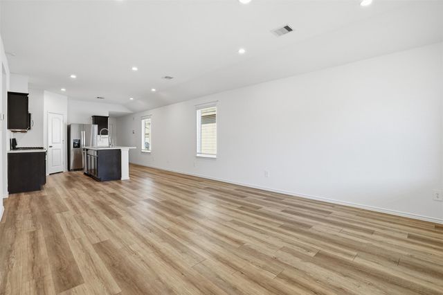 12214 Ridge River Lane, Houston, TX 77067