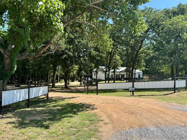 11922 Snell Road, Kingston, OK 73439