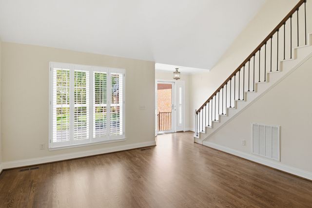 7146 Willow Ct, Brentwood, TN 37027