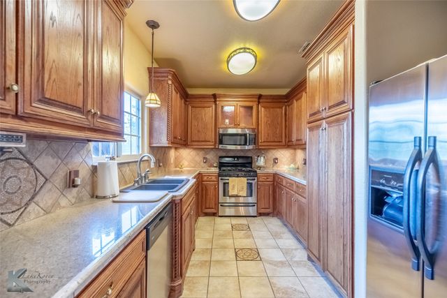 6381 Huntington Place, Abilene, TX 79606