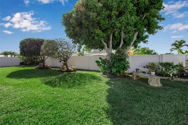 1014 63RD ST W, Bradenton, FL 34209