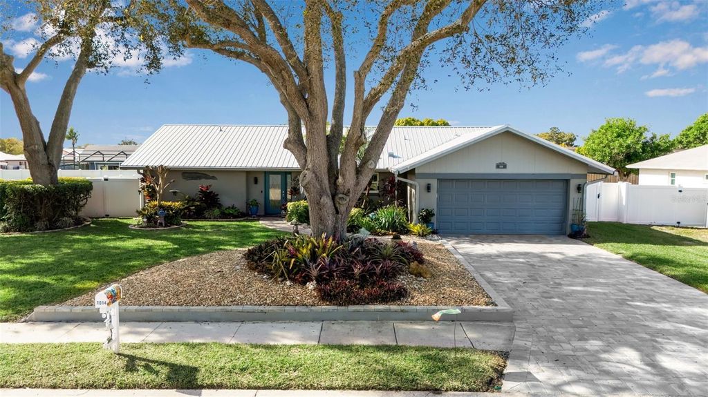 1014 63RD ST W, Bradenton, FL 34209