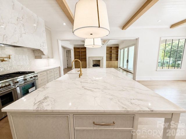 331 Wingrave Drive, Charlotte, NC 28270