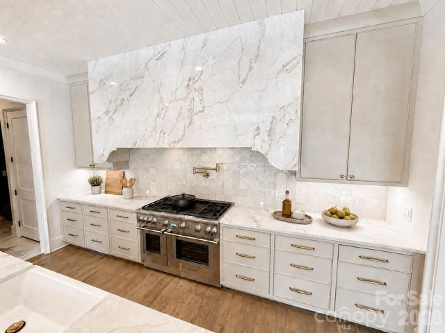 331 Wingrave Drive, Charlotte, NC 28270