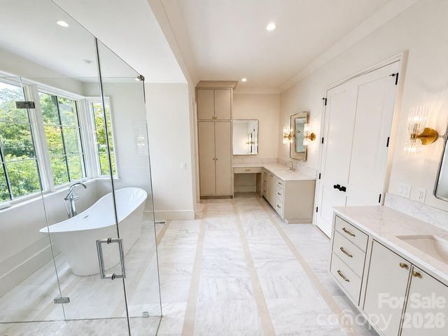 331 Wingrave Drive, Charlotte, NC 28270