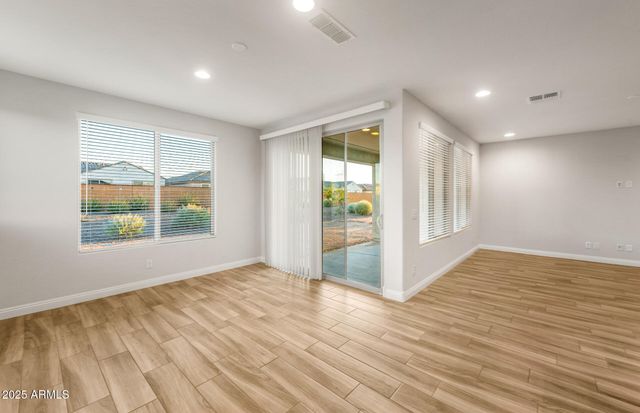 27057 W MELINDA Lane, Buckeye, AZ 85396