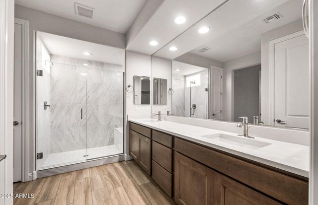 27057 W MELINDA Lane, Buckeye, AZ 85396