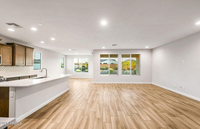 27057 W MELINDA Lane, Buckeye, AZ 85396