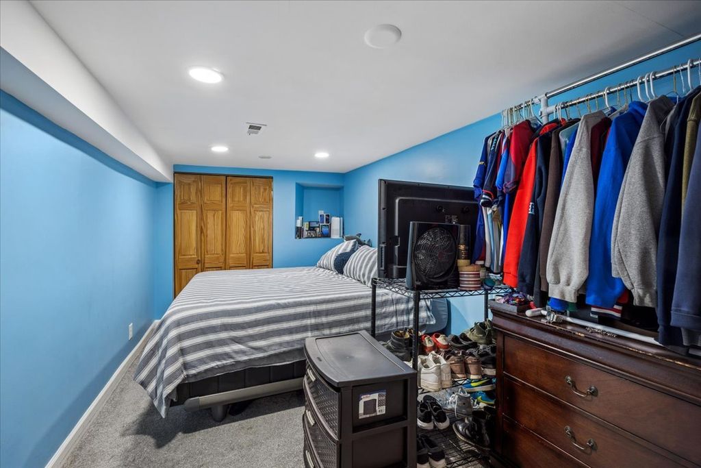 Image 19 of property listing at 1400 N Artesian Avenue, Chicago, IL 60622