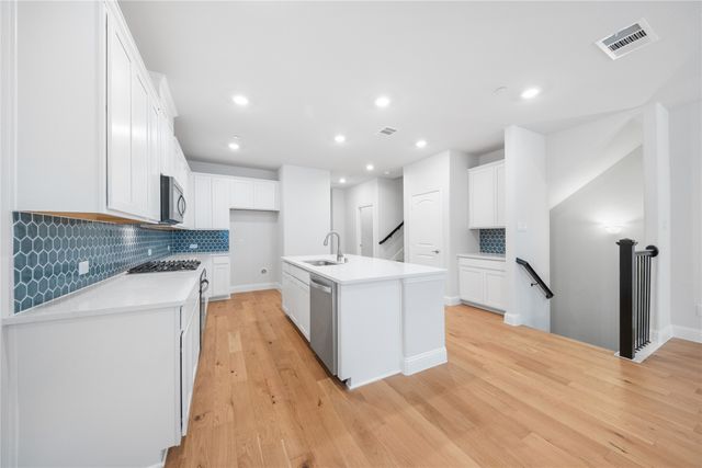 7854 Bayside Drive, Rowlett, TX 75088