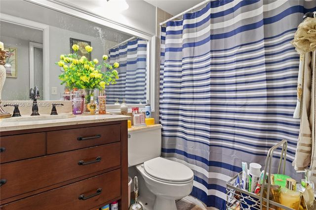 281 S Hollybrook Drive 103, Pembroke Pines, FL 33025