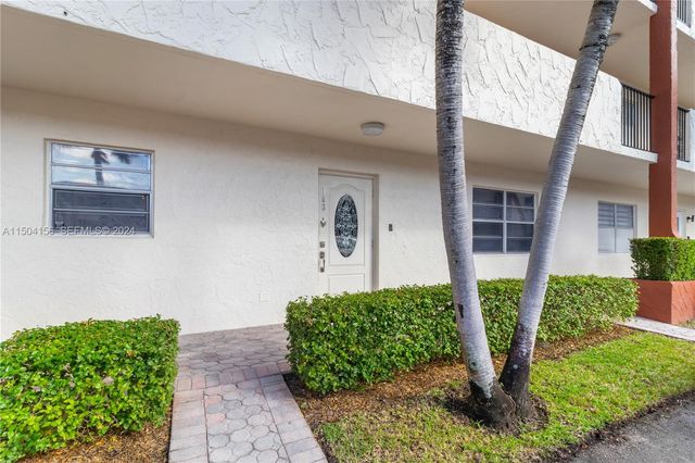 281 S Hollybrook Drive 103, Pembroke Pines, FL 33025