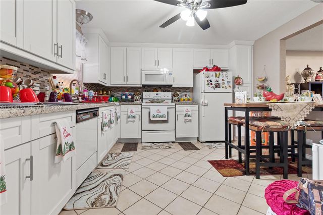281 S Hollybrook Drive 103, Pembroke Pines, FL 33025