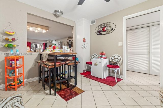 281 S Hollybrook Drive 103, Pembroke Pines, FL 33025