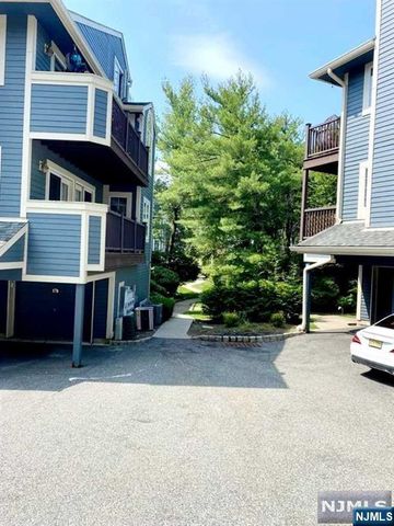 166 Surrey Court 166, Ramsey, NJ 07446