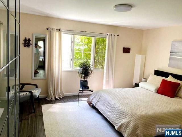 166 Surrey Court 166, Ramsey, NJ 07446