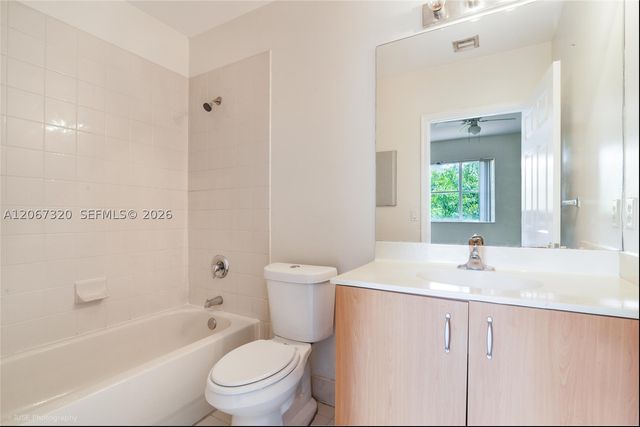 8228 SW 29th St 103, Miramar, FL 33025