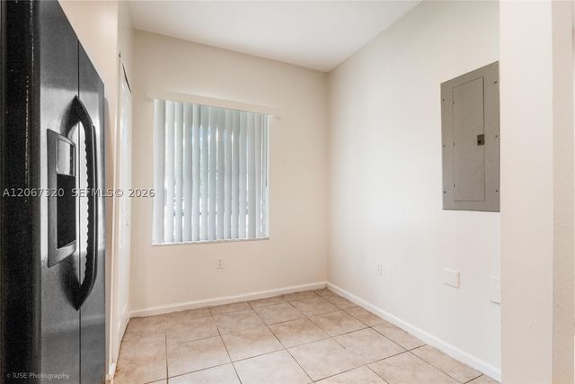 8228 SW 29th St 103, Miramar, FL 33025