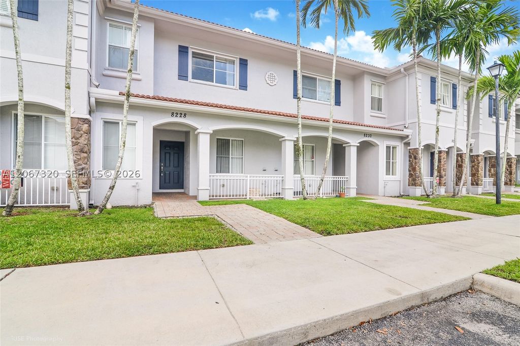 8228 SW 29th St 103, Miramar, FL 33025
