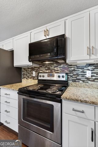 55 Edgewater Drive, Griffin, GA 30223