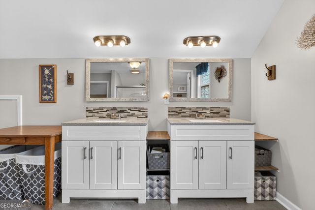 55 Edgewater Drive, Griffin, GA 30223